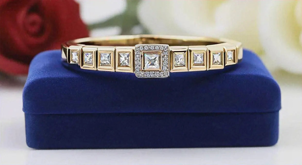 How to Choose the Perfect Jewelry Gift: A Comprehensive Guide – Lovcia