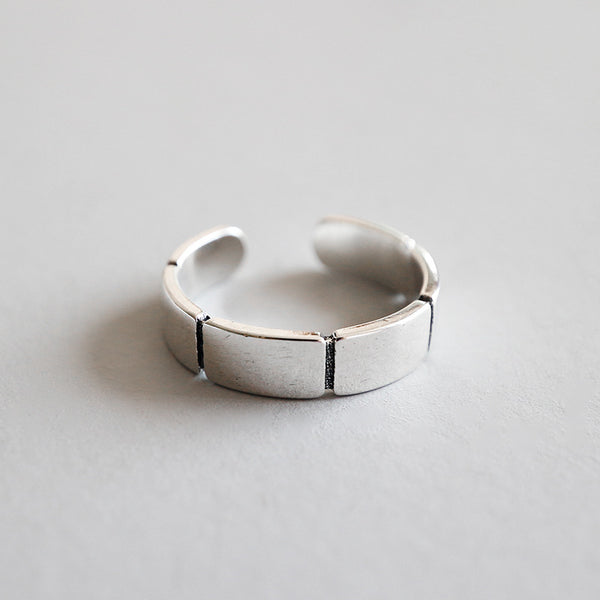 LOVCIA Adjustable 925 Sterling Silver Ring in Geometric Block Style