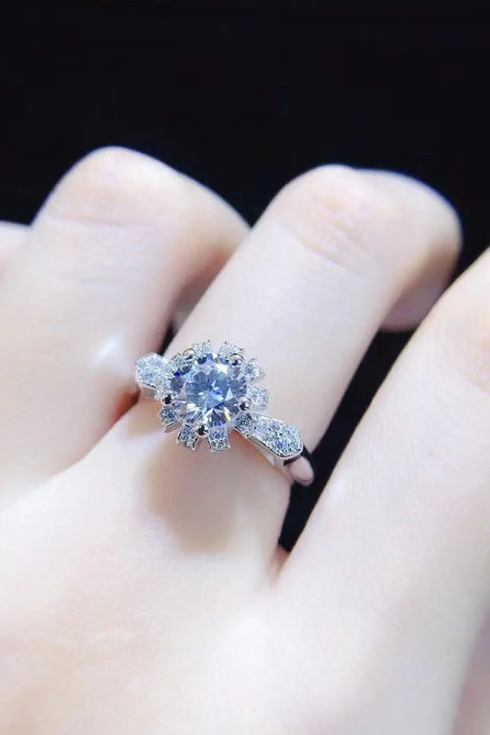 Lovcia 1 Carat Moissanite 925 Sterling Silver Ring-Rings-Silver-4.5-Silver
