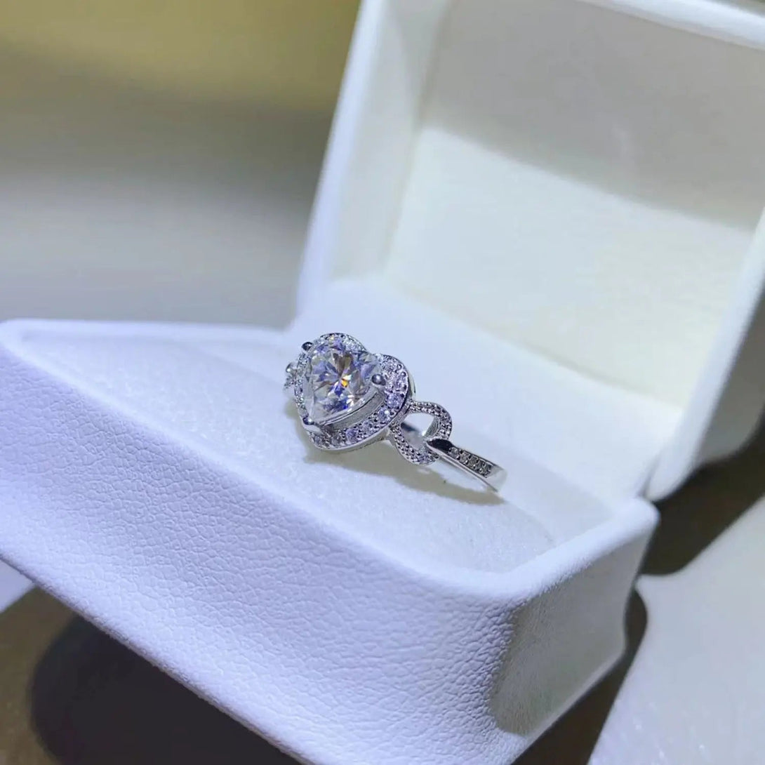 Lovcia 1 Carat Moissanite 925 Sterling Silver Ring-Rings-Silver-4.5-Silver