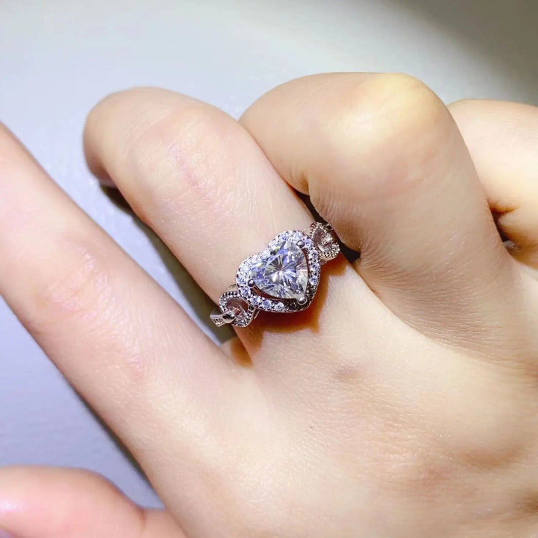 Lovcia 1 Carat Moissanite 925 Sterling Silver Ring-Rings-Silver-4.5-Silver