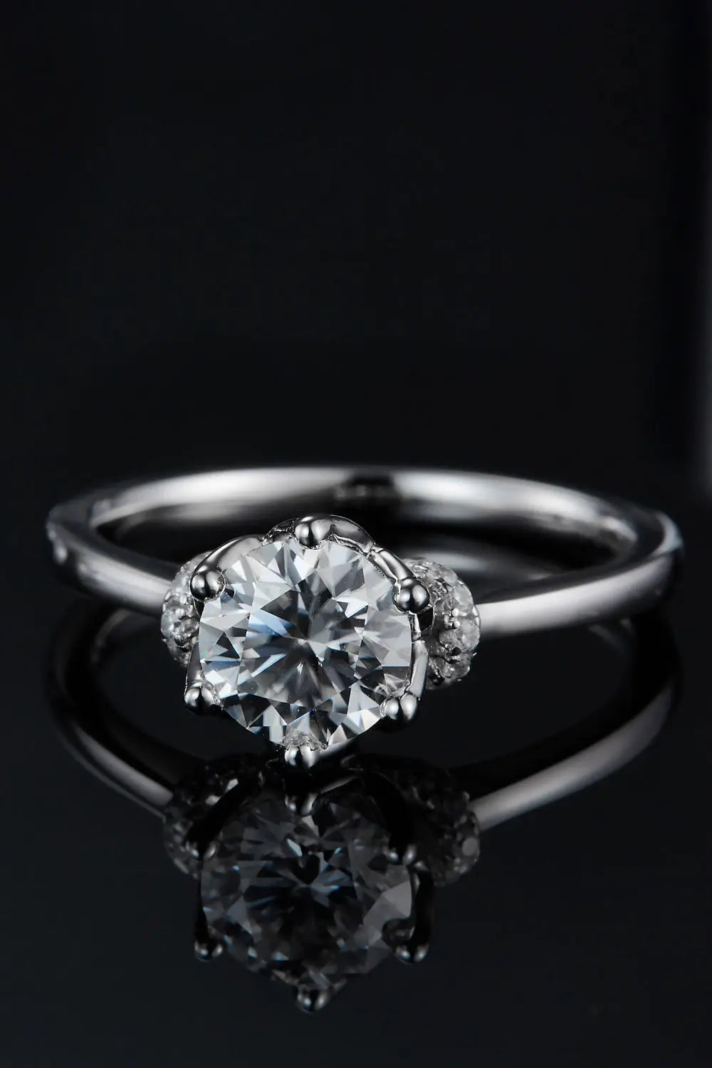 Lovcia 1 Carat Moissanite 925 Sterling Silver Ring-Rings-Silver-4.5-Silver
