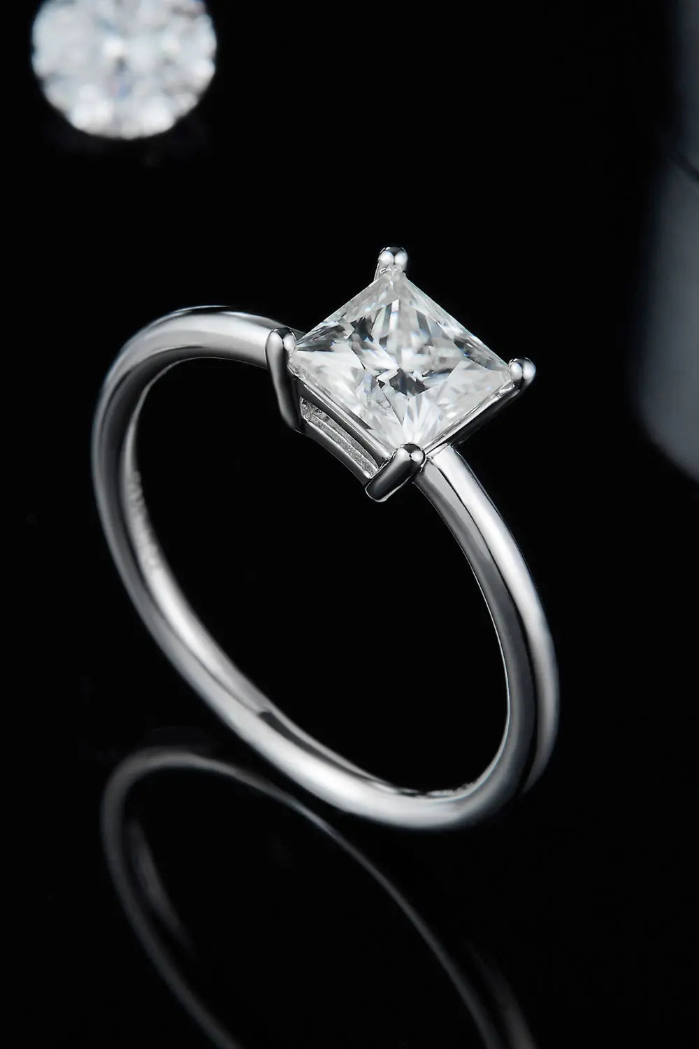 Lovcia 1 Carat Moissanite 925 Sterling Silver Solitaire Ring-Rings-Round-4.5-Round
