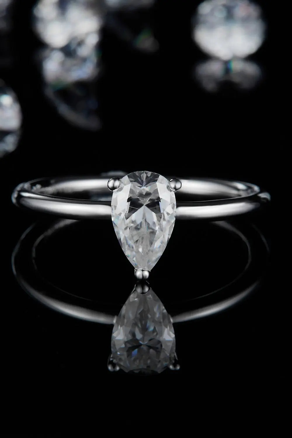 Lovcia 1 Carat Moissanite 925 Sterling Silver Solitaire Ring-Rings-Round-4.5-Round