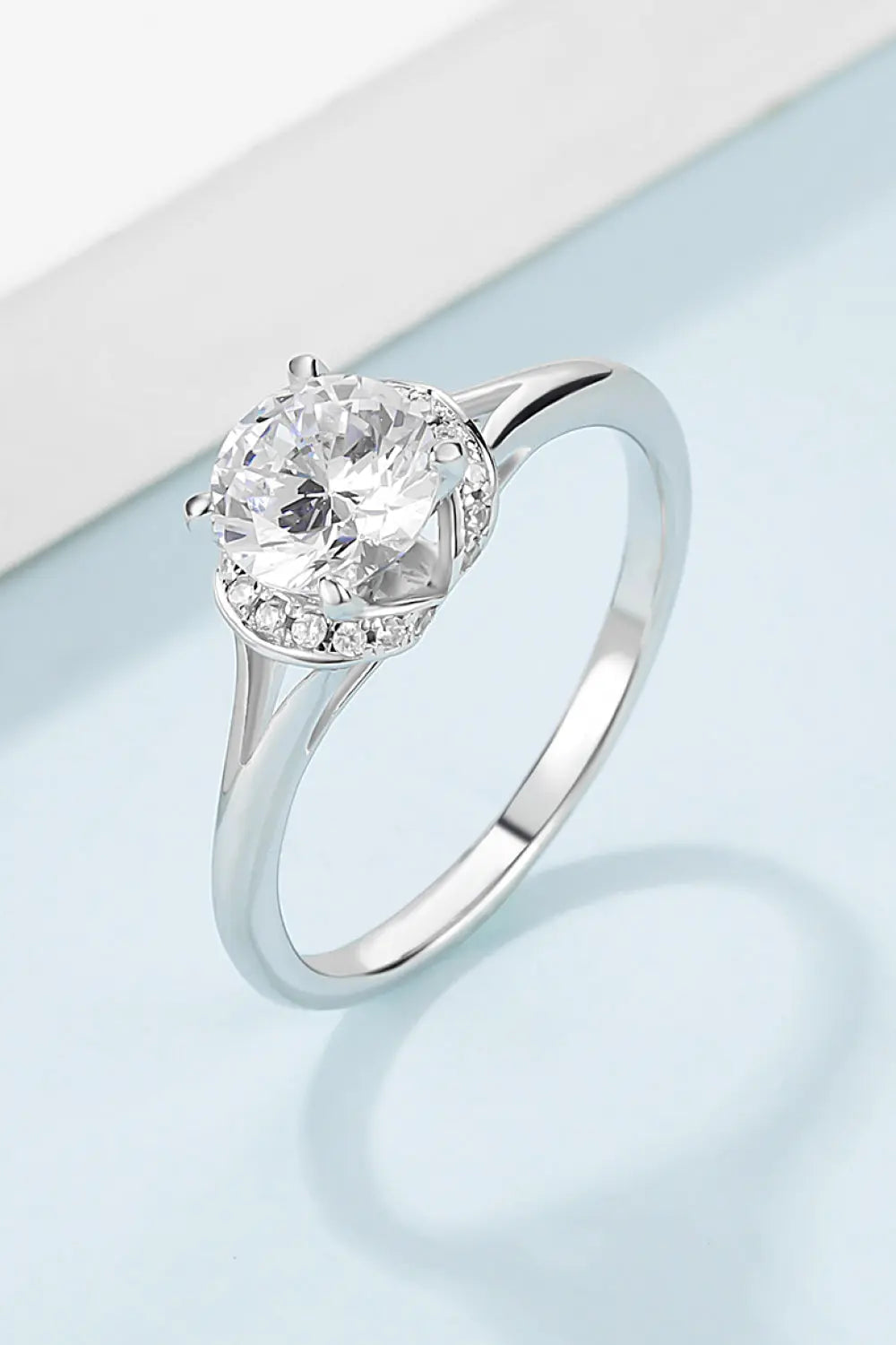 Lovcia 1 Carat Moissanite 925 Sterling Silver Split Shank Ring-Rings-Silver-4.5-Silver