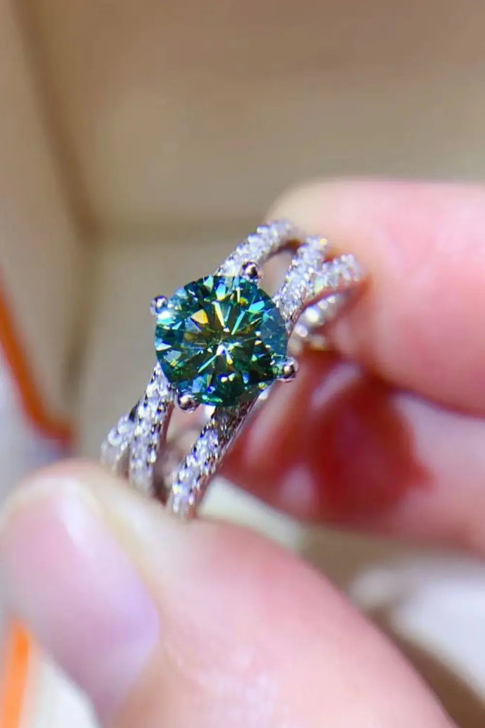Lovcia 1 Carat Moissanite Contrast 925 Sterling Silver Ring-Rings-Light Green-4.5-Light Green