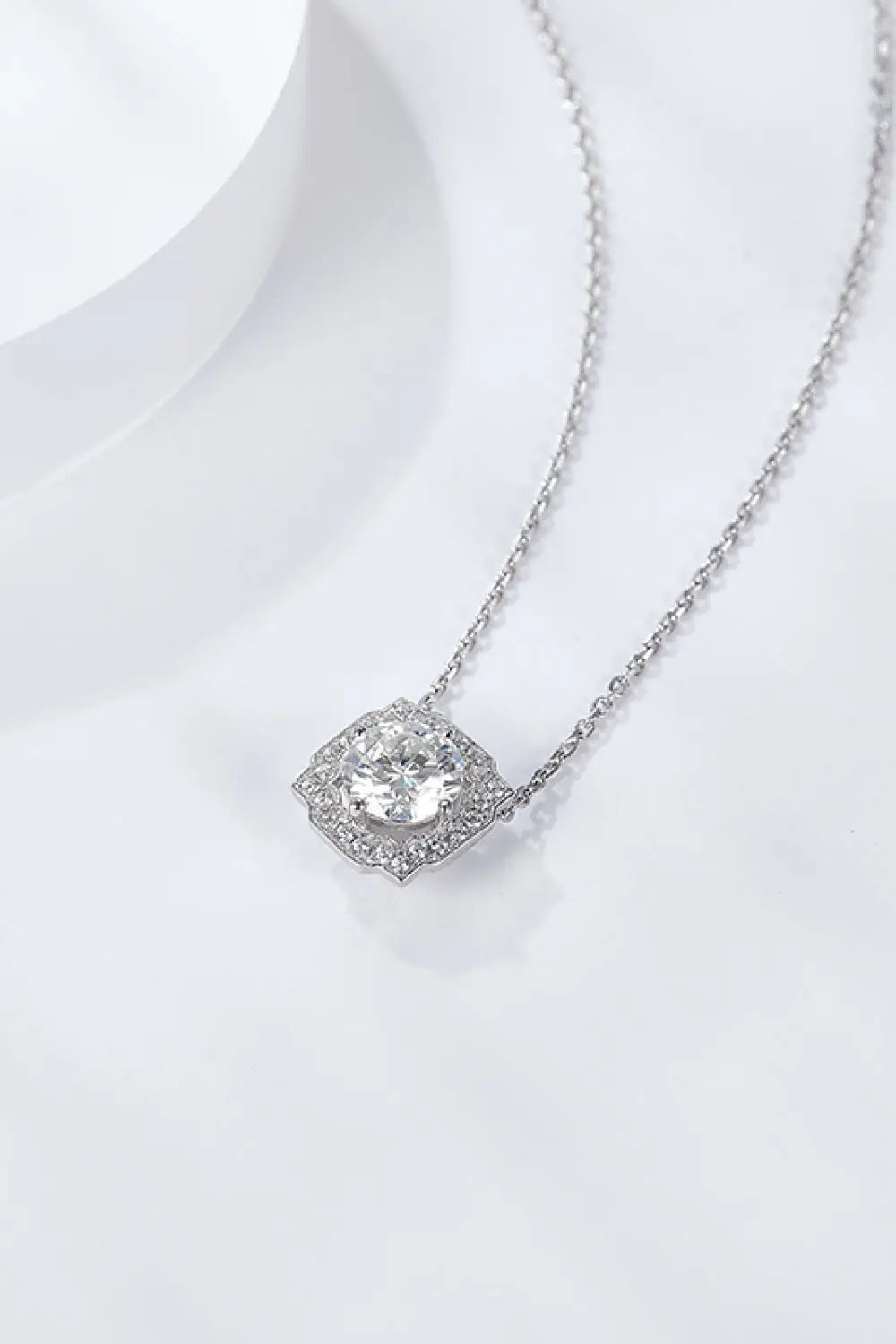 Lovcia 1 Carat Moissanite Flower Shape Pendant Chain Necklace-Necklaces-Silver-One Size-Silver