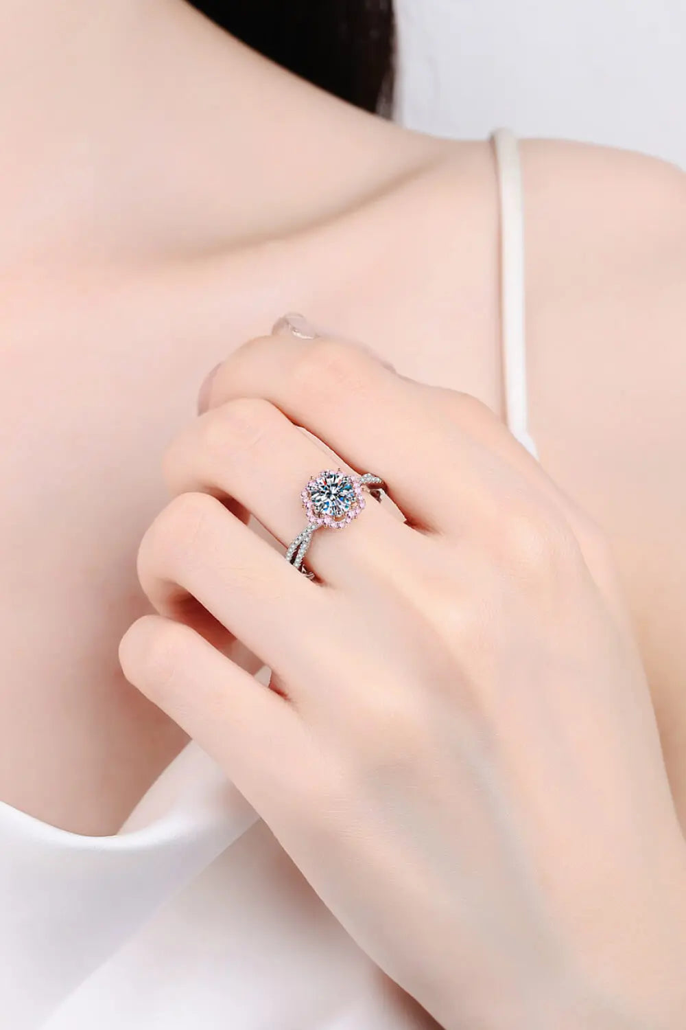 Lovcia 1 Carat Moissanite Flower-Shaped Crisscross Ring-Rings-Silver-5-Silver