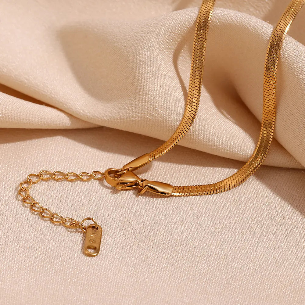 Lovcia 18K Gold Plated Blade Chain Shell Flower Necklace for Women-Necklaces-Shell Flower Necklace Gold-Shell Flower Necklace Gold