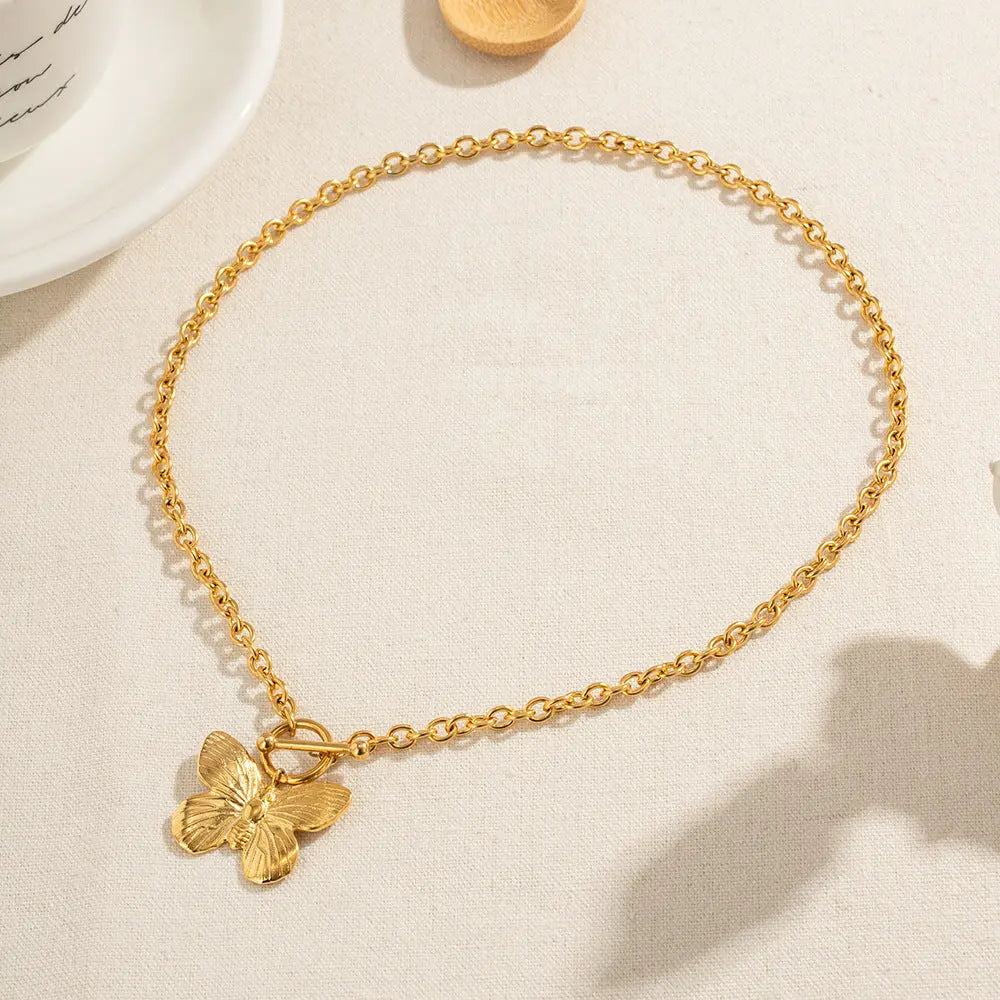 Lovcia 18K Gold Plated Butterfly Pendant Necklace for Women - Elegant and Stylish Jewellery Gift for Her, Perfect for Everyday Wear and Special Occasions-Necklaces-Gold_JDNW2305051-Gold_JDNW2305051