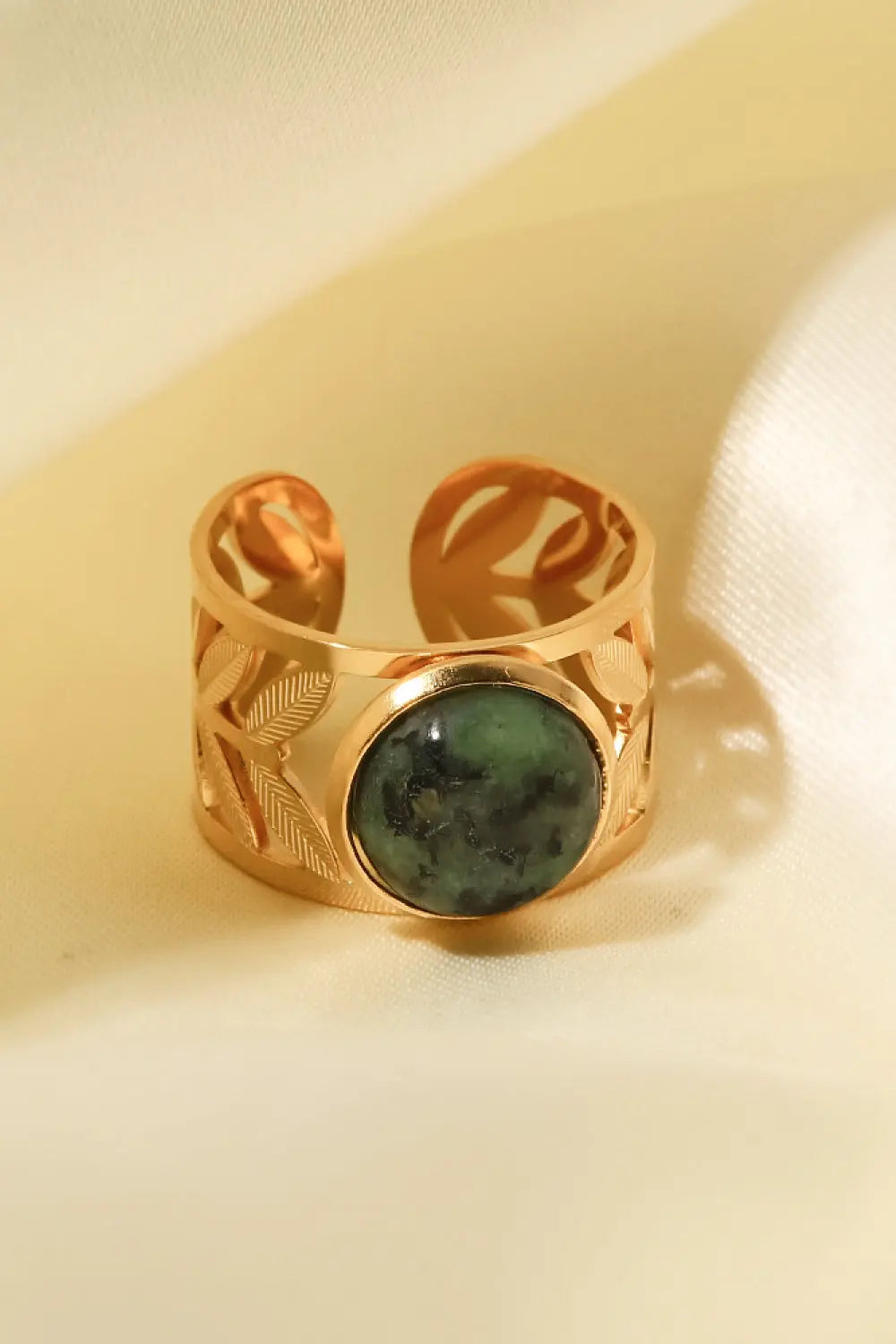 Lovcia 18k Gold Plated Malachite Leaf Ring-Rings-Tophus-One Size-Tophus