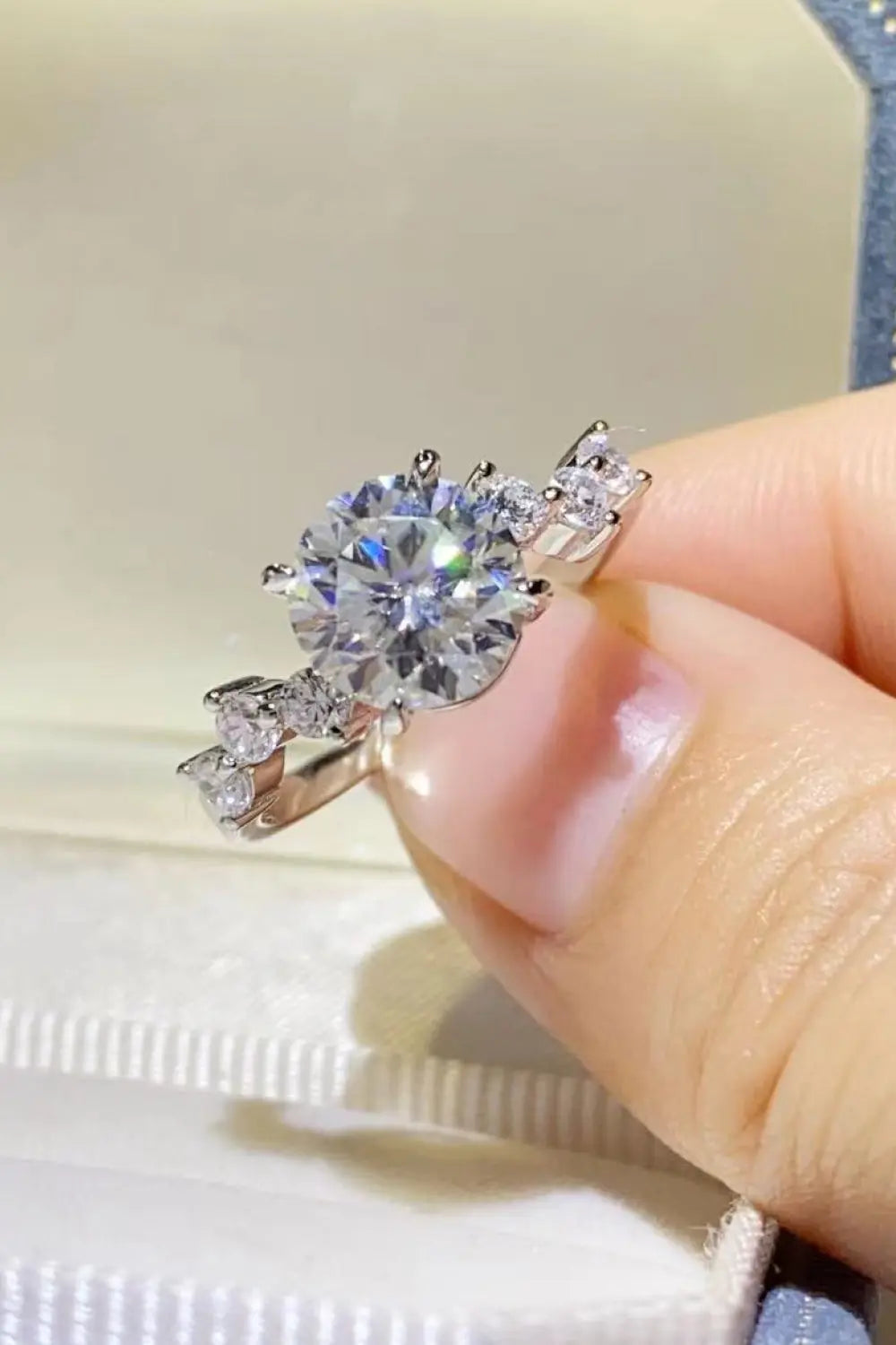 Lovcia 2 Carat Moissanite 925 Sterling Silver Ring-Rings-Silver-4.5-Silver