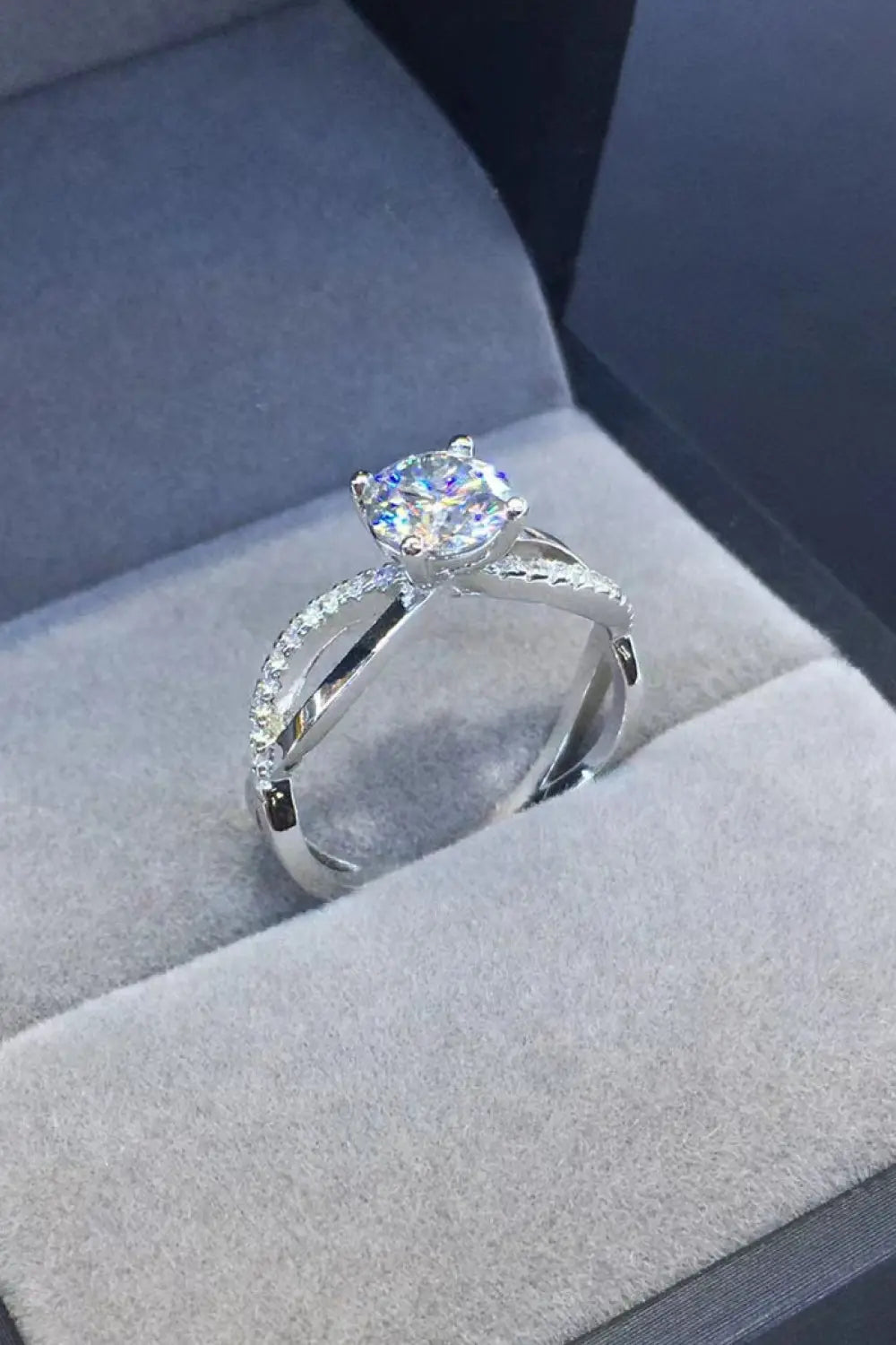 Lovcia 2 Carat Moissanite Crisscross 925 Sterling Silver Ring-Rings-Silver-4.5-Silver