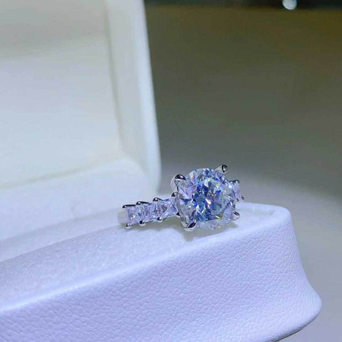 Lovcia 3 Carat Moissanite 925 Sterling Silver Ring-Rings-Silver-4.5-Silver