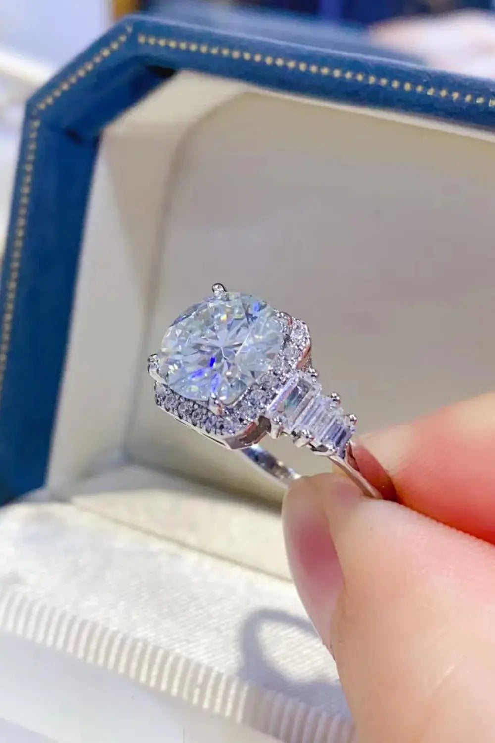 Lovcia 3 Carat Moissanite 925 Sterling Silver Ring-Rings-Silver-4.5-Silver