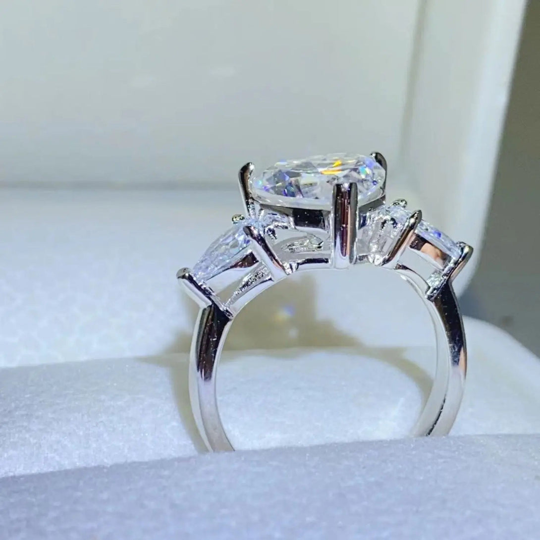 Lovcia 3 Carat Moissanite 925 Sterling Silver Ring-Rings-Silver-4.5-Silver