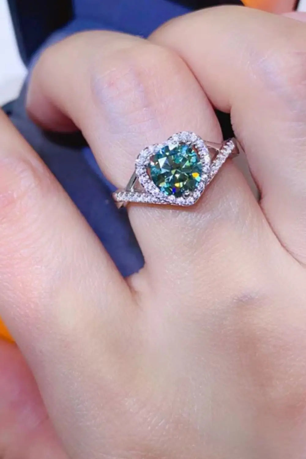 Lovcia Adored 1 Carat Moissanite 925 Sterling Silver Heart Ring-Rings-Mid Green-4.5-Mid Green