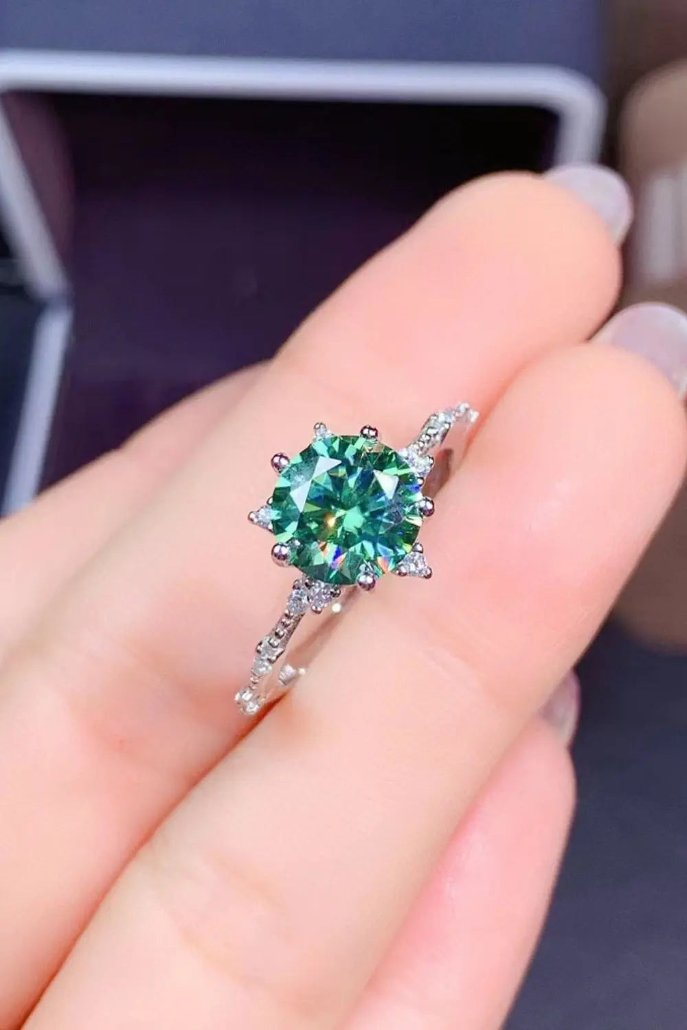 Lovcia All Eyes On Me 1 Carat Moissanite Platinum-Plated Ring-Rings-Green-5-Green