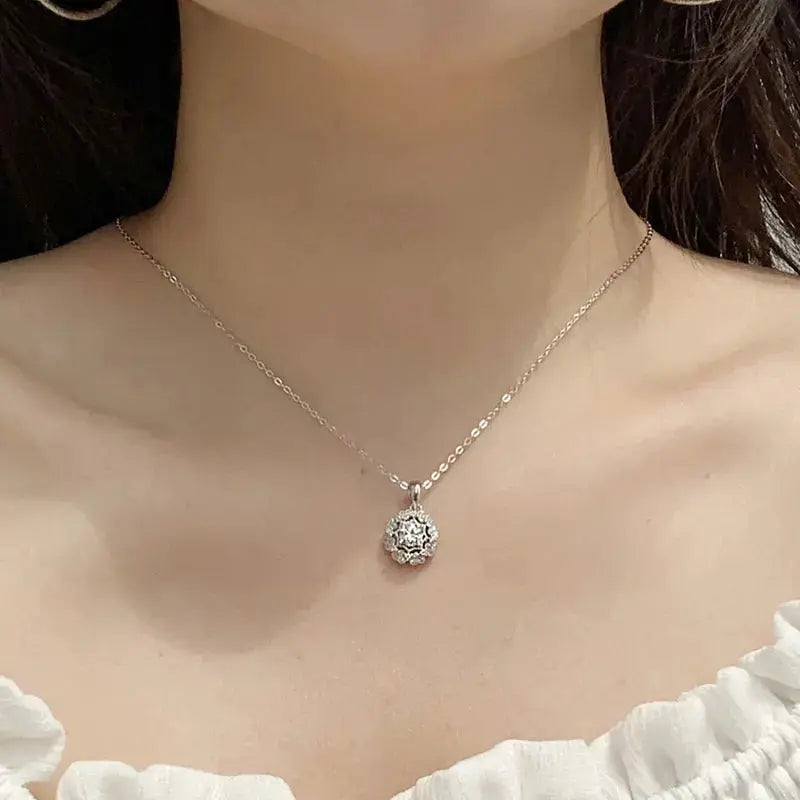 Lovcia Beautiful Moissanite CZ Micro Setting Flower 925 Sterling Silver Necklace-Necklaces-0.5 Carat Moissanite CZ-0.5 Carat Moissanite CZ