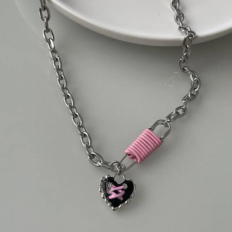 Lovcia Black Heart Multi-part Pin Modern Necklace For Women-Necklaces-Pin Necklace-Pin Necklace