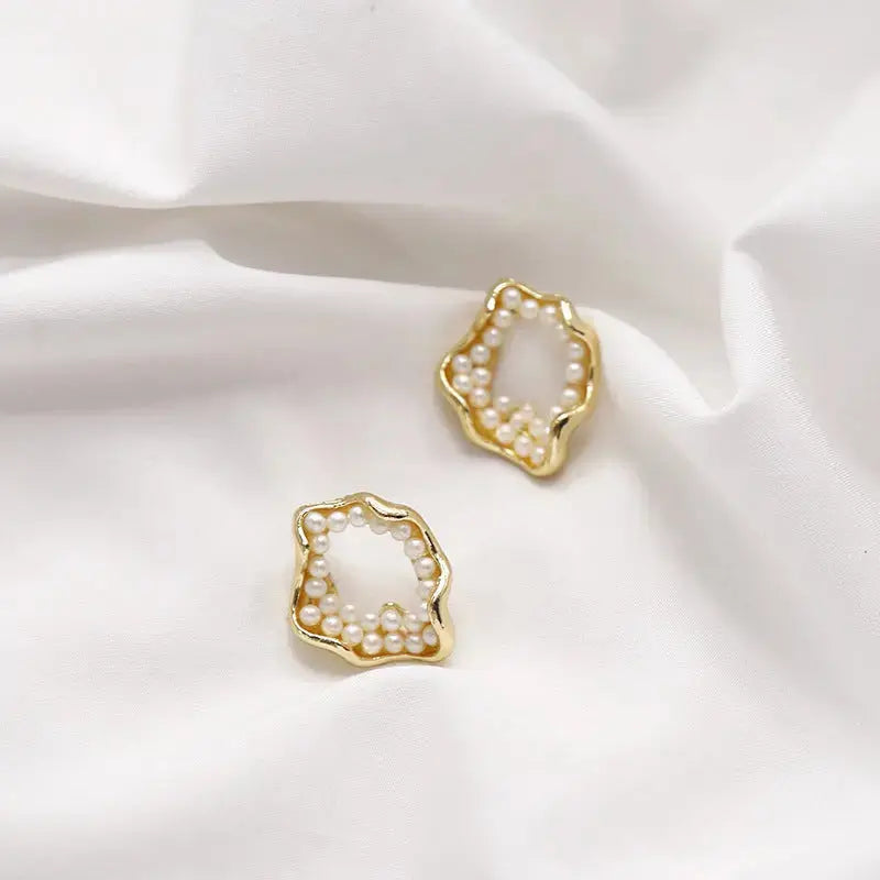 Lovcia Chic Disarray Geometric Broken Pearl Elegance-Earrings-Picture color-Picture color