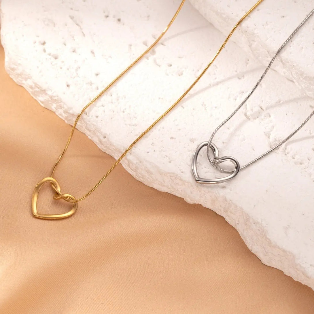 Lovcia Clavicle Chain Elegant Titanium Steel Hollow Heart Pendant Necklace for Women-Necklaces-Gold-Gold