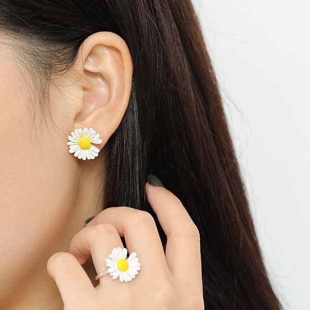 Lovcia Daisy Stud Earrings 19mm 925 Sterling Silver-Earrings-