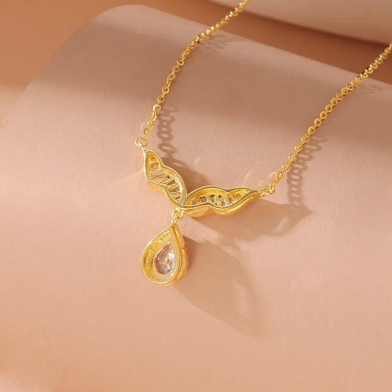 Lovcia Elegant Fishtail Pendant Necklace for Women - Light Luxury Niche Design Clavicle Chain-Necklaces-Fishtail Necklace-Fishtail Necklace