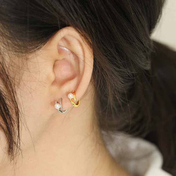 Lovcia Elegant Shell Pearl Sterling Silver Hoop Earrings for Women with 18K Gold/Rhodium Plating-Earrings-Silver-Silver