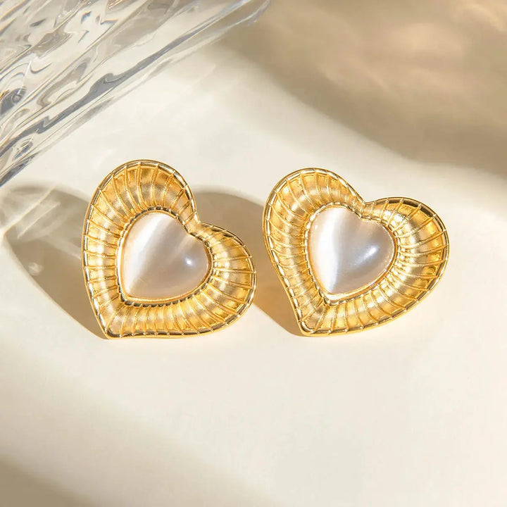 LOVCIA Heart-Shaped Cat's Eye Stone Earrings with 18K Gold Plating for Women