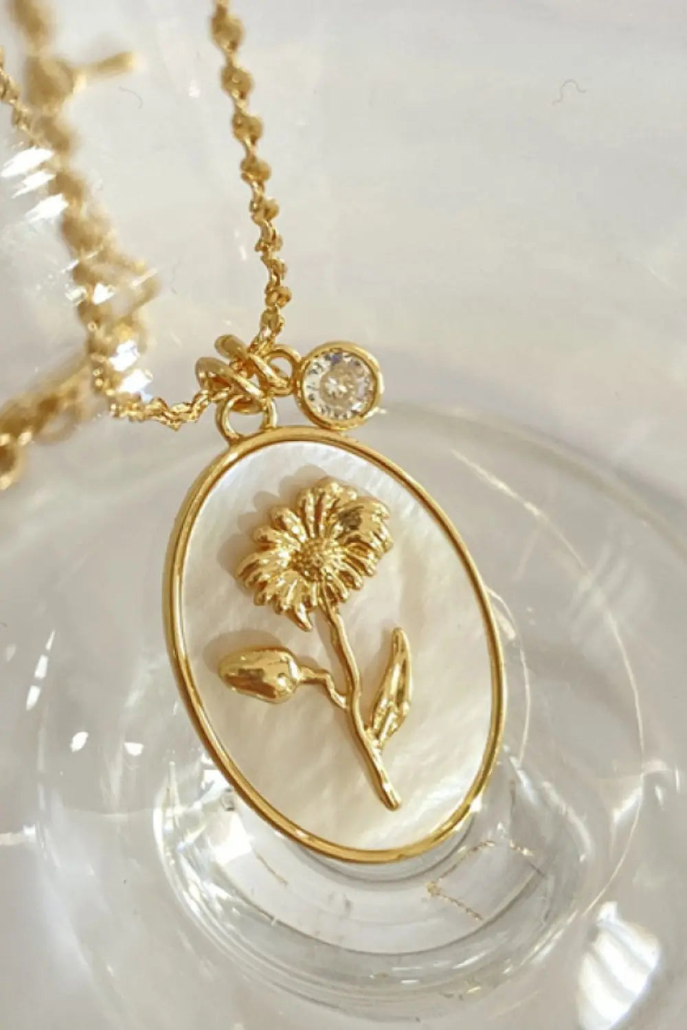 Lovcia Flower Shell Pendant Copper Necklace-Necklaces-January-Carnation-One Size-January-Carnation