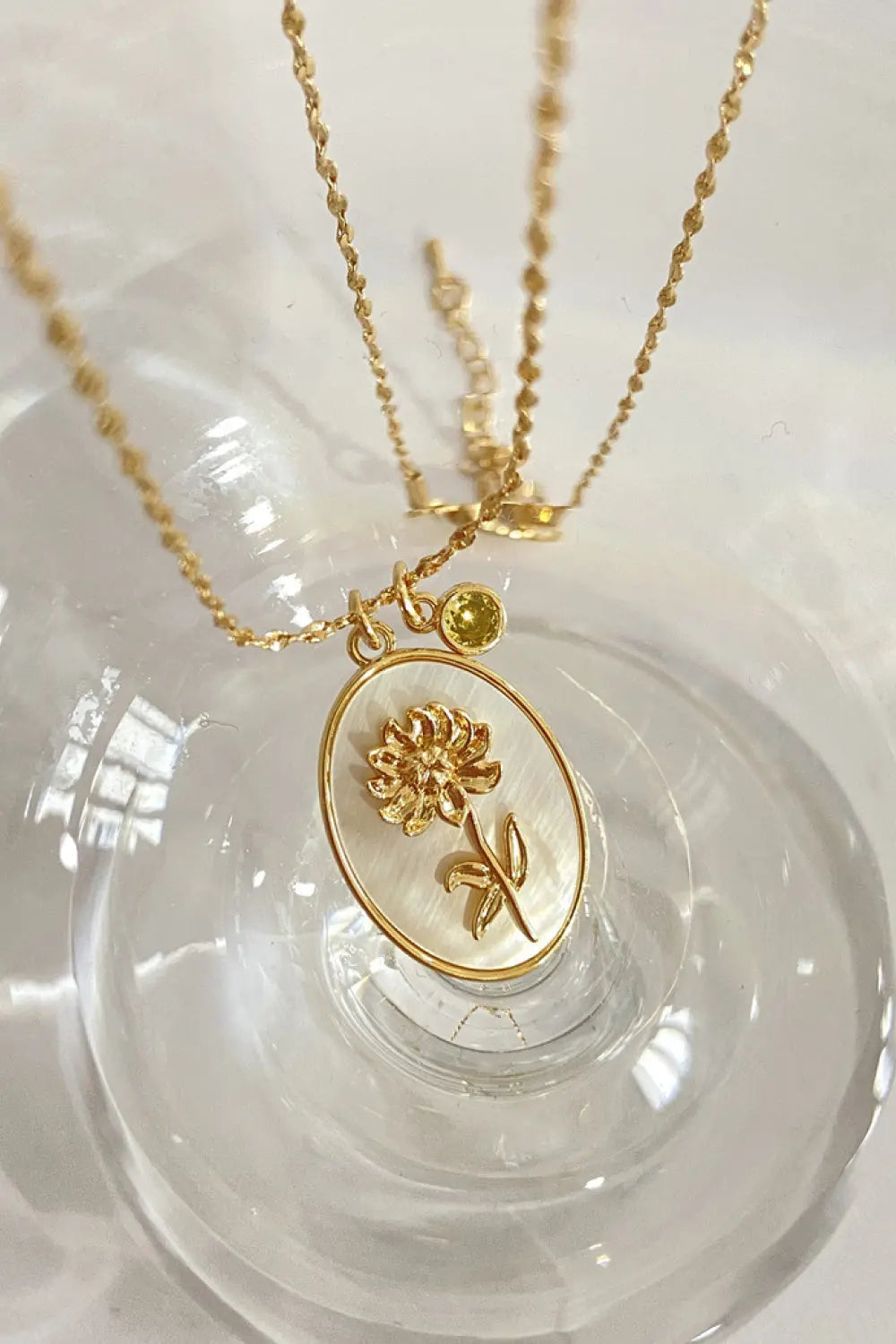 Lovcia Flower Shell Pendant Copper Necklace-Necklaces-November-Chrysanthemum-One Size-November-Chrysanthemum