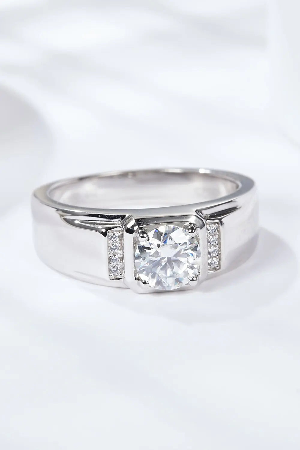Lovcia From The Heart 1 Carat Moissanite Ring-Rings-Silver-7-Silver