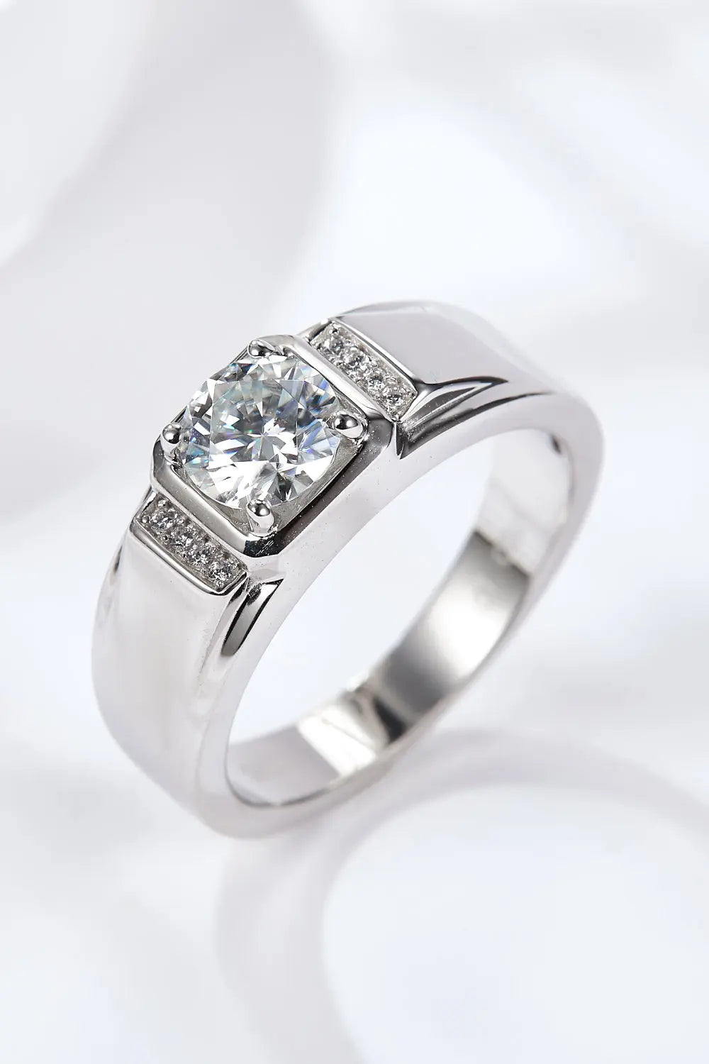 Lovcia From The Heart 1 Carat Moissanite Ring-Rings-Silver-7-Silver