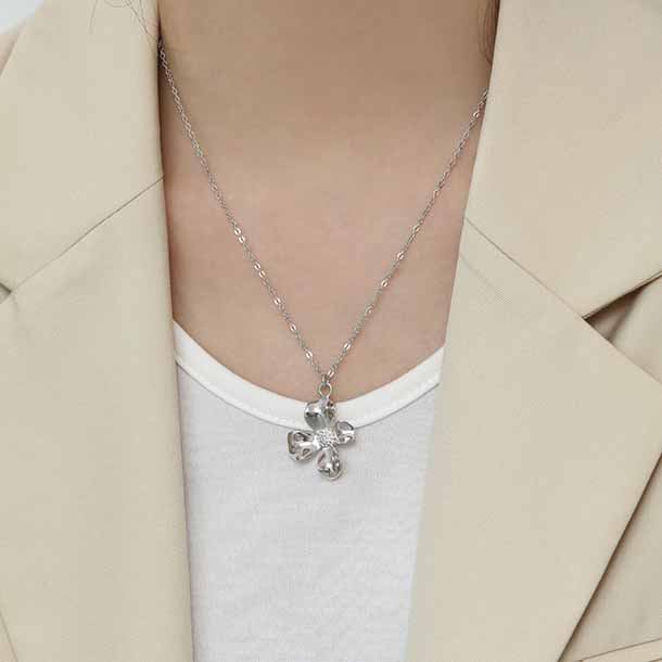 Lovcia Gold Flower Necklace 925 Sterling Silver 22x29mm-Necklaces-Silver-