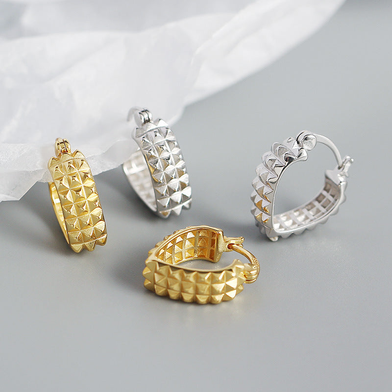 Lovcia Gold Gear Rivet Heart Hoop Earrings 15.6mm 18K Gold-Earrings-Yellow Gold-Yellow Gold