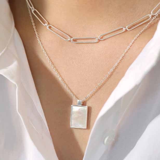 Lovcia Gold Rectangle Necklace 16x12mm 450mm Adjustable-Necklaces-Yellow Gold-