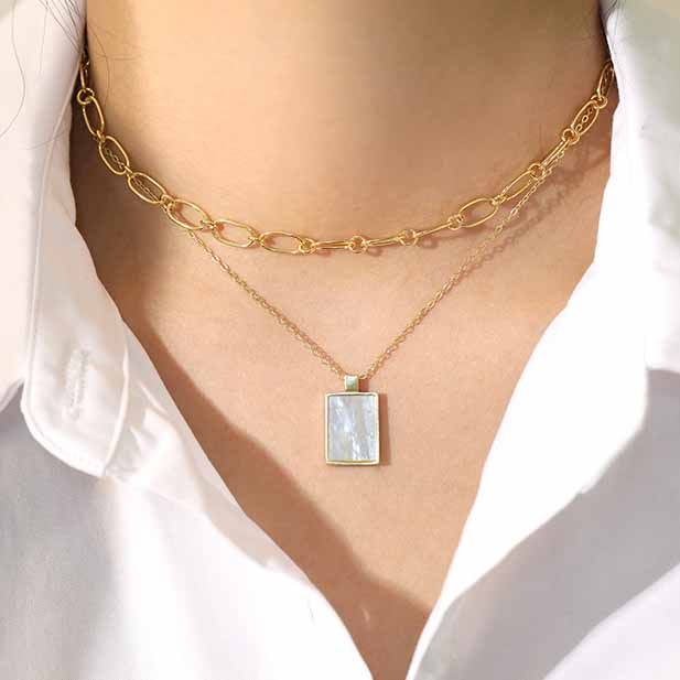 Lovcia Gold Rectangle Necklace 16x12mm 450mm Adjustable-Necklaces-Yellow Gold-