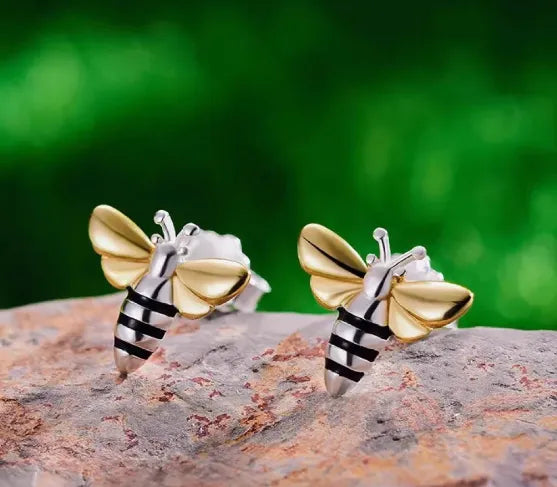 Lovcia Honey Bee Jewellery Set - Sterling Silver Honey Bee Pendant & Stud Earrings Set-Necklaces-Pendant Chain - 45cm Length + 1 Pair Stud Earring Set-Pendant Chain - 45cm Length + 1 Pair Stud Earring Set
