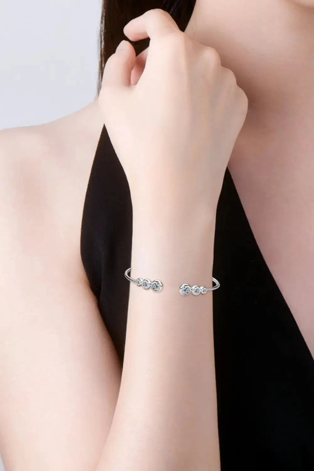 LOVCIA 1.8 Carat Moissanite 925 Sterling Silver Bracelet