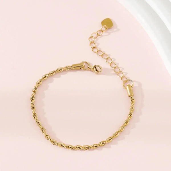 LOVCIA Gold-Plated Twisted Rope Chain Bracelet with Heart Charm for Women-Bracelets-LOVCIA