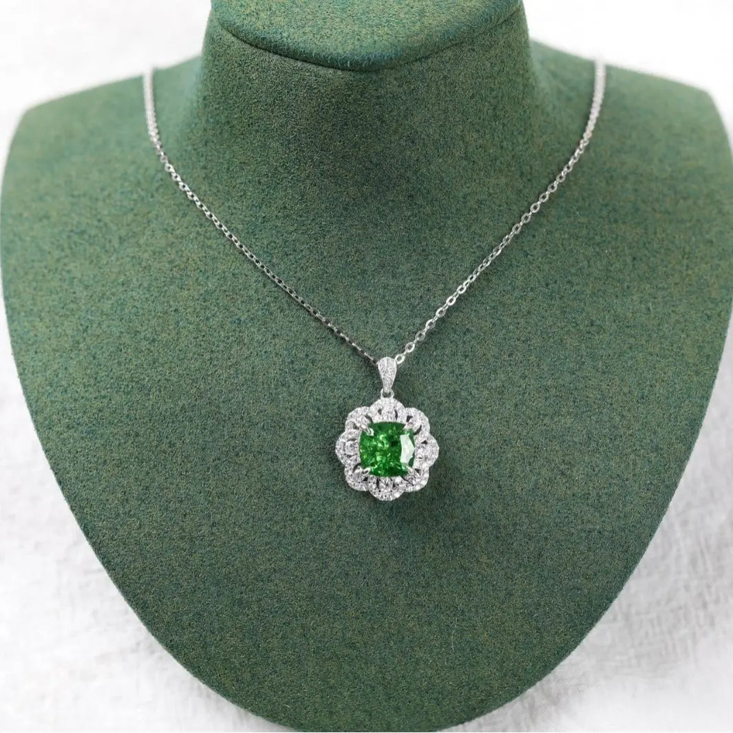Lovcia Light Luxury High-grade Emerald Sterling Silver Pendant Necklace for Women-Necklaces-Silver-Silver