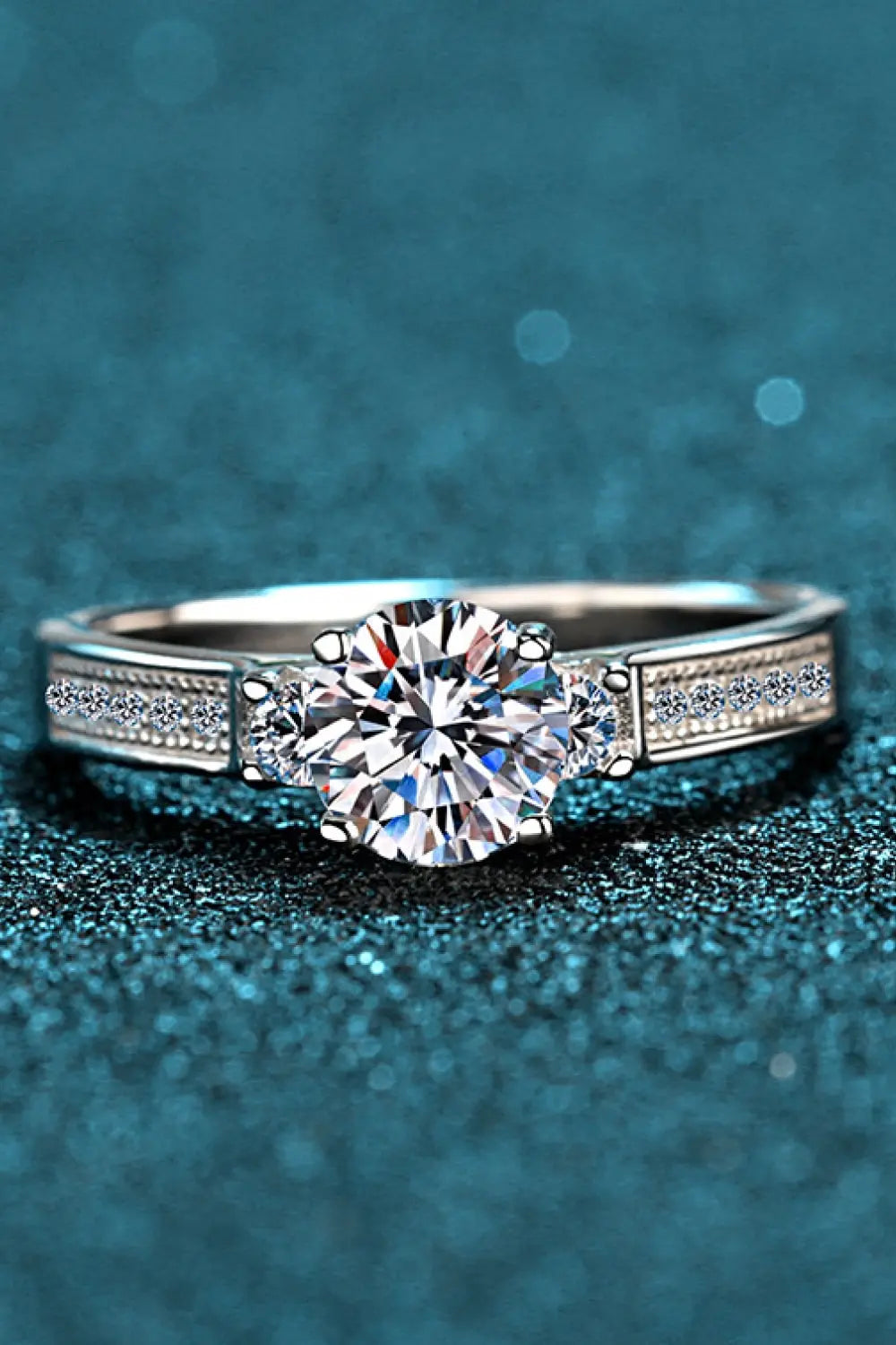 Lovcia Lucky Charm Moissanite Rhodium-Plated Ring-Rings-Silver-5-Silver