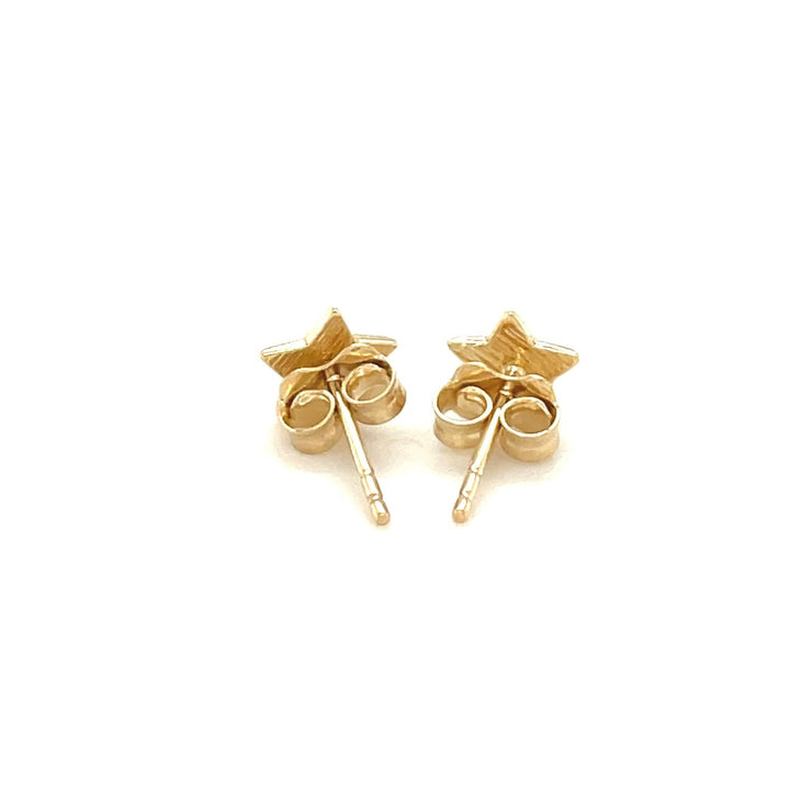 Buy LOVCIA Luxury Radiant Star 14k Yellow Gold Post Earrings (6.5mm)