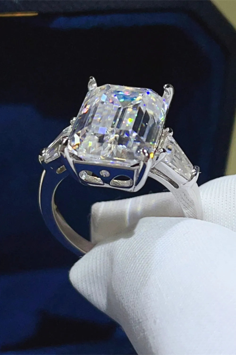 Lovcia Majestic Step-cut 10 Carat Moissanite 925 Sterling Silver Ring for Women - Silver-5- - Buy latest trendy Rings for Women and Girls