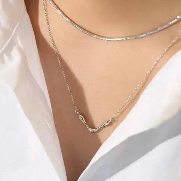 Fashion Letter V Shape 925 Sterling Silver Necklace LOVCIA