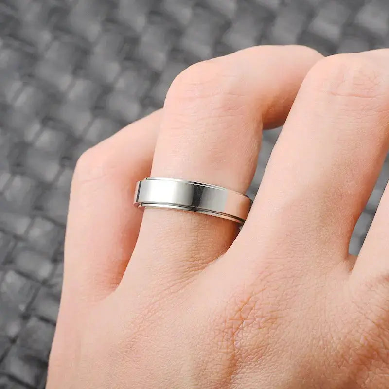 LOVCIA Moon Stars Stainless Steel Rotatable Spinner Rings