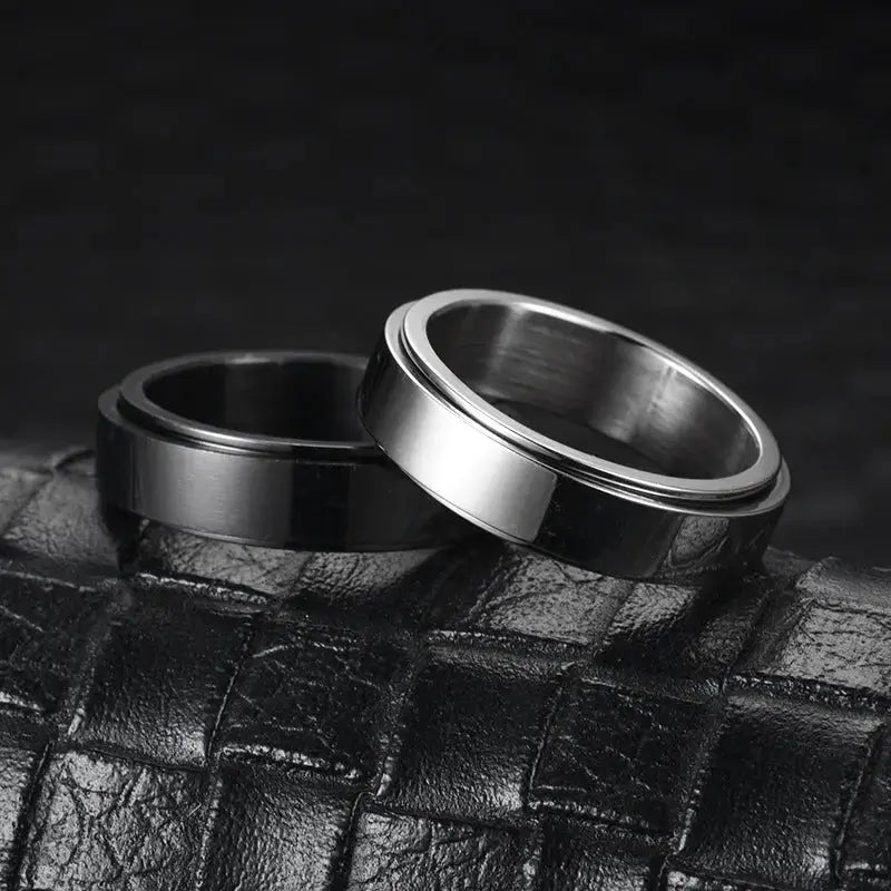 LOVCIA Moon Stars Stainless Steel Rotatable Spinner Rings