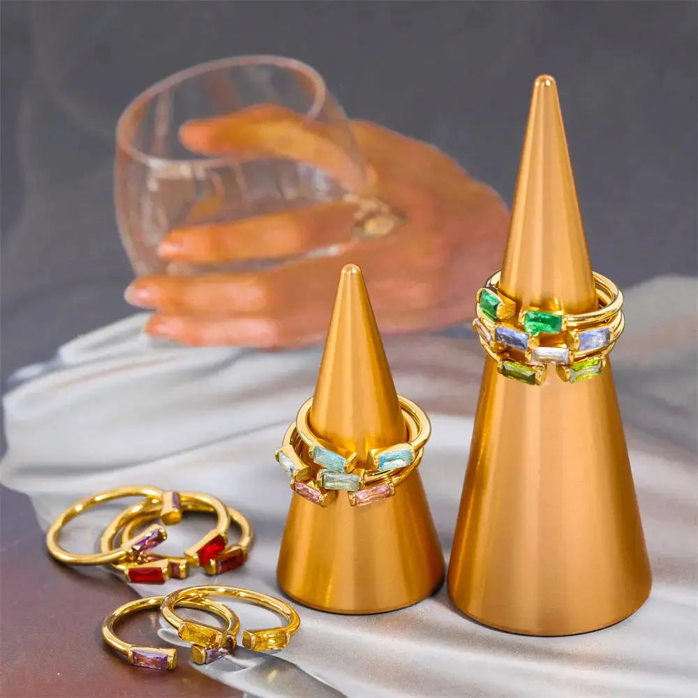 LOVCIA Radiant Reverie Zodiac-Inspired December Birthstone Ring