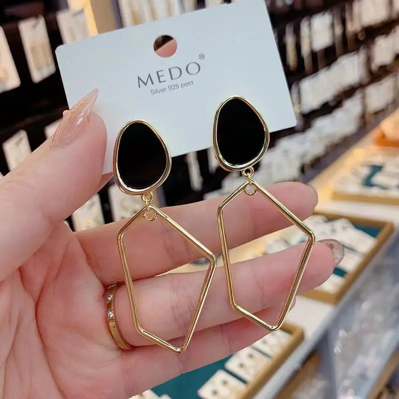 Lovcia Modern Asymmetrical Design Geometric Mother-of-Pearl Drop Earrings for Women-Earrings-Black-Black